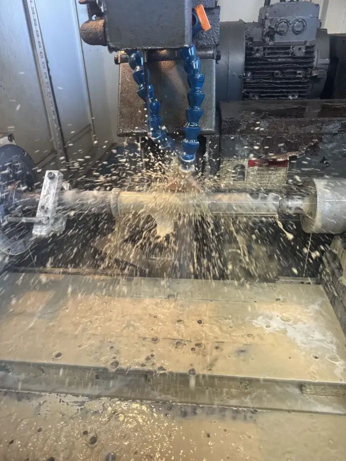 Precision OD grinding of a cylindrical shaft at Duval Precision Grinding